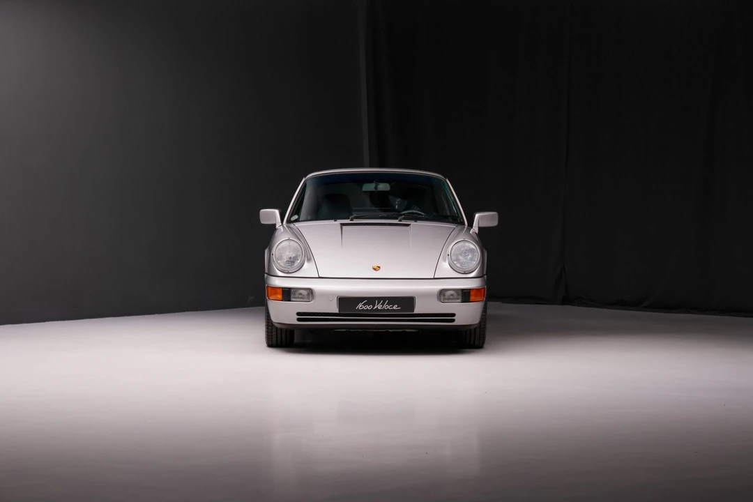 1990 Porsche 964 Carrera 4 - Image 10 of 31