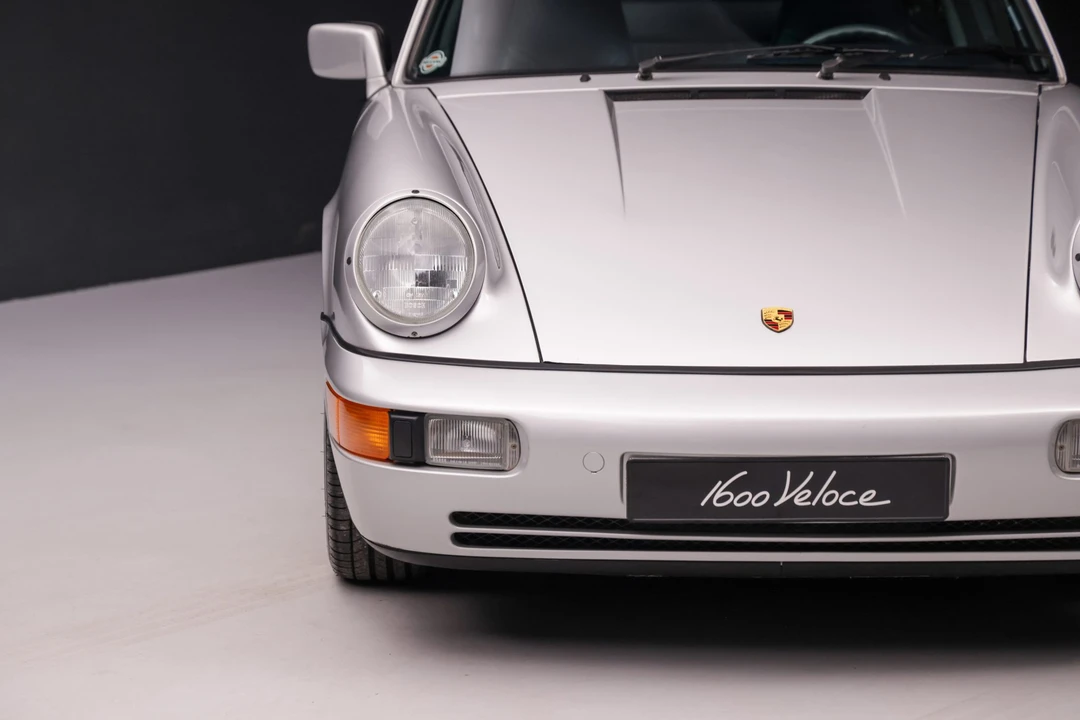 1990 Porsche 964 Carrera 4 - Image 16 of 31