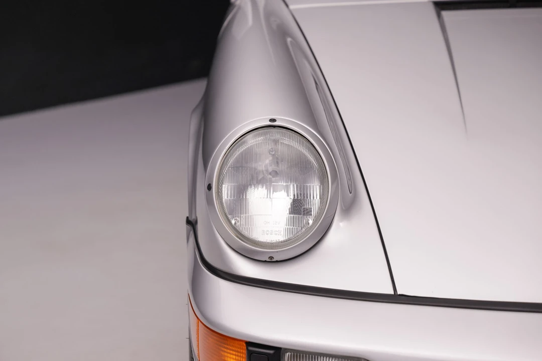 1990 Porsche 964 Carrera 4 - Image 21 of 31