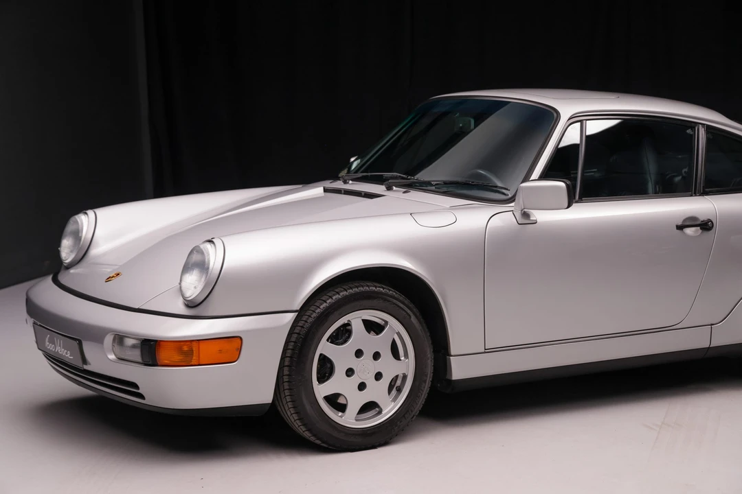 1990 Porsche 964 Carrera 4 - Image 26 of 31
