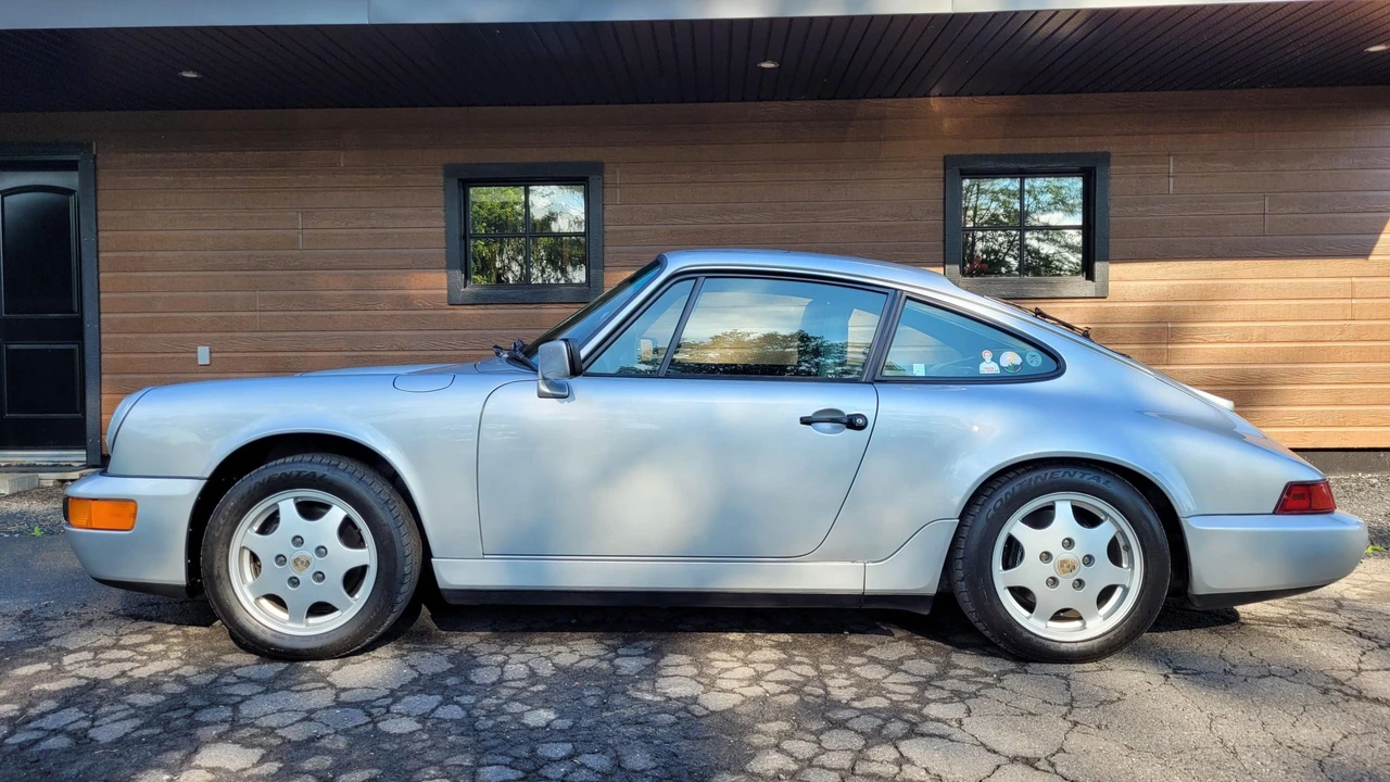 1990 Porsche 964 Carrera 4 - Image 22 of 31
