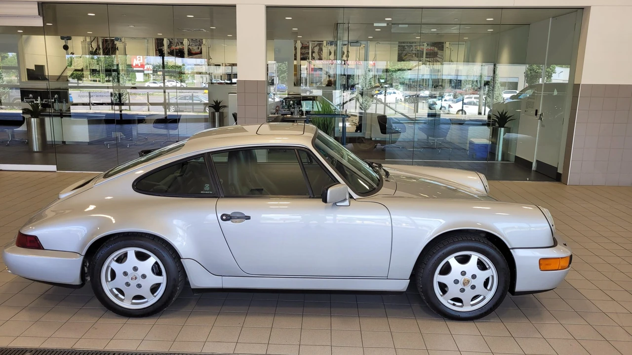 1990 Porsche 964 Carrera 4 - Image 30 of 31