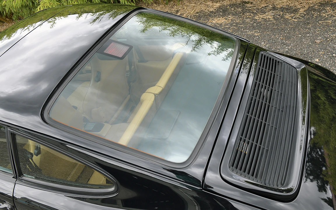 1990 Porsche 964 Carrera 4 - Image 18 of 31