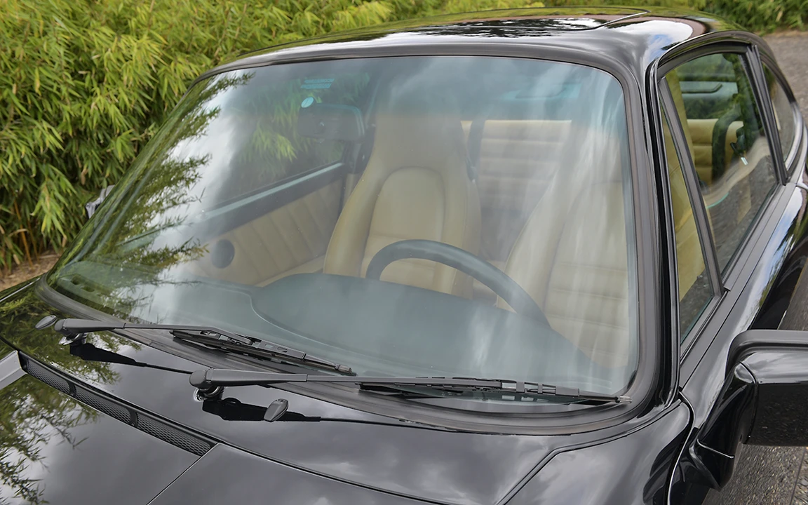 1990 Porsche 964 Carrera 4 - Image 8 of 31