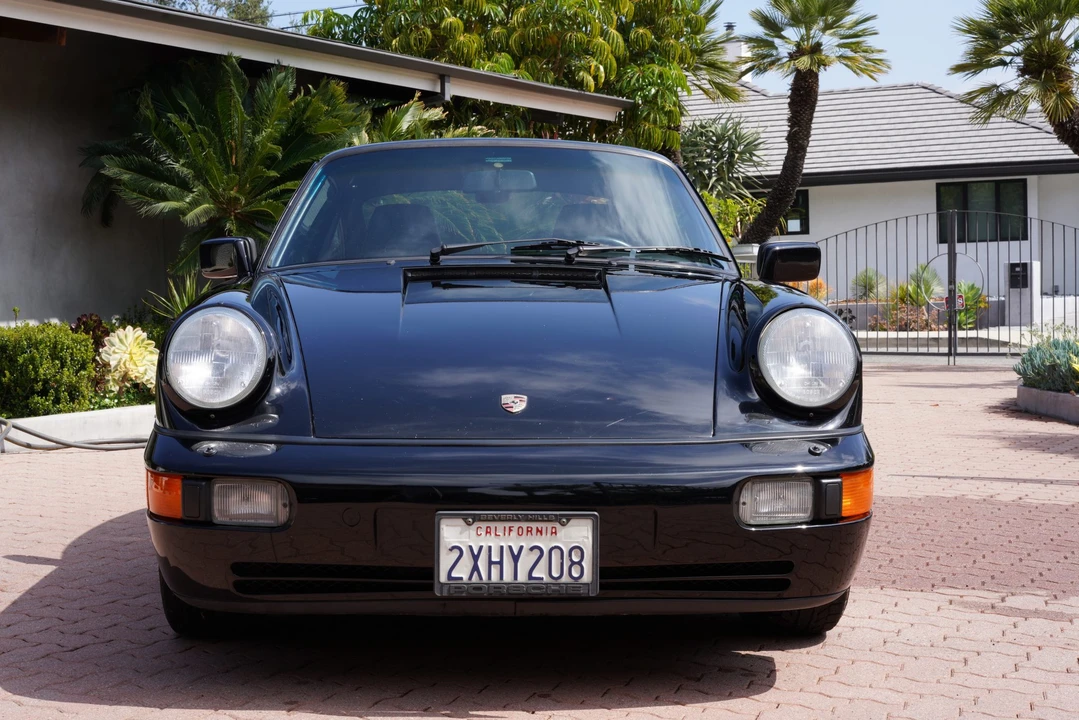 1990 Porsche 964 Carrera 4 - Image 4 of 31