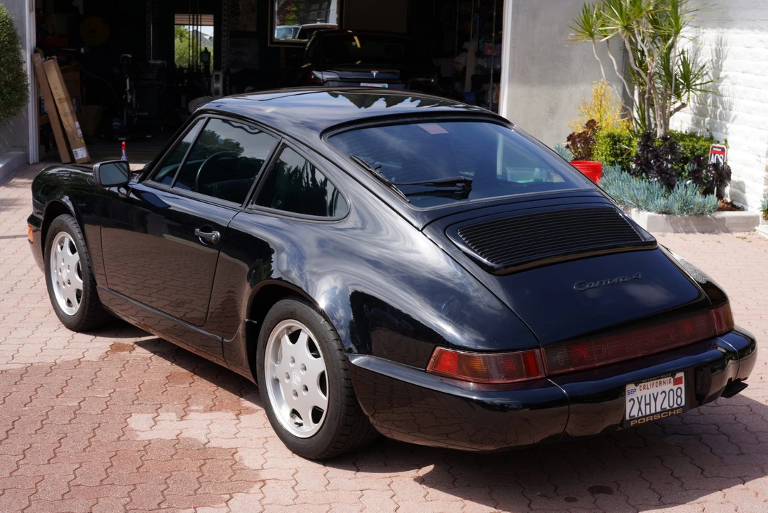 1990 Porsche 964 Carrera 4 - Image 8 of 31