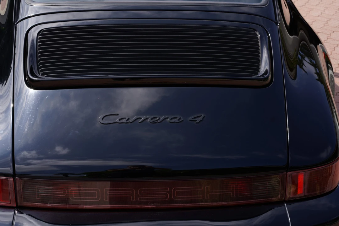 1990 Porsche 964 Carrera 4 - Image 21 of 31