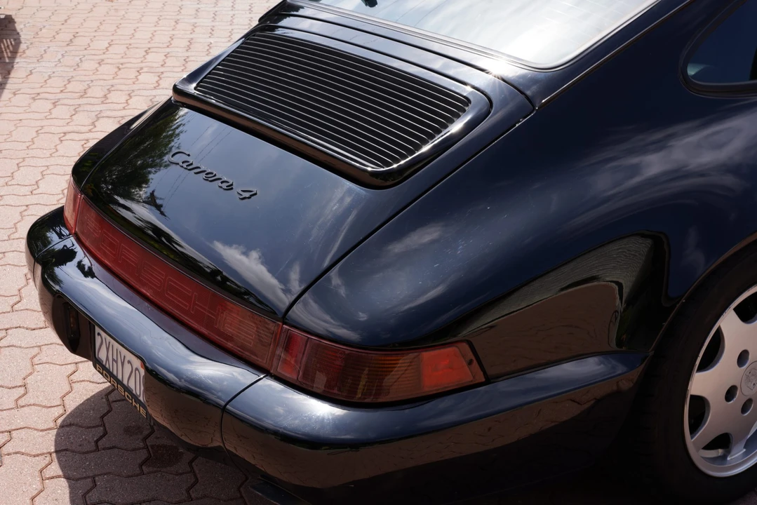 1990 Porsche 964 Carrera 4 - Image 22 of 31