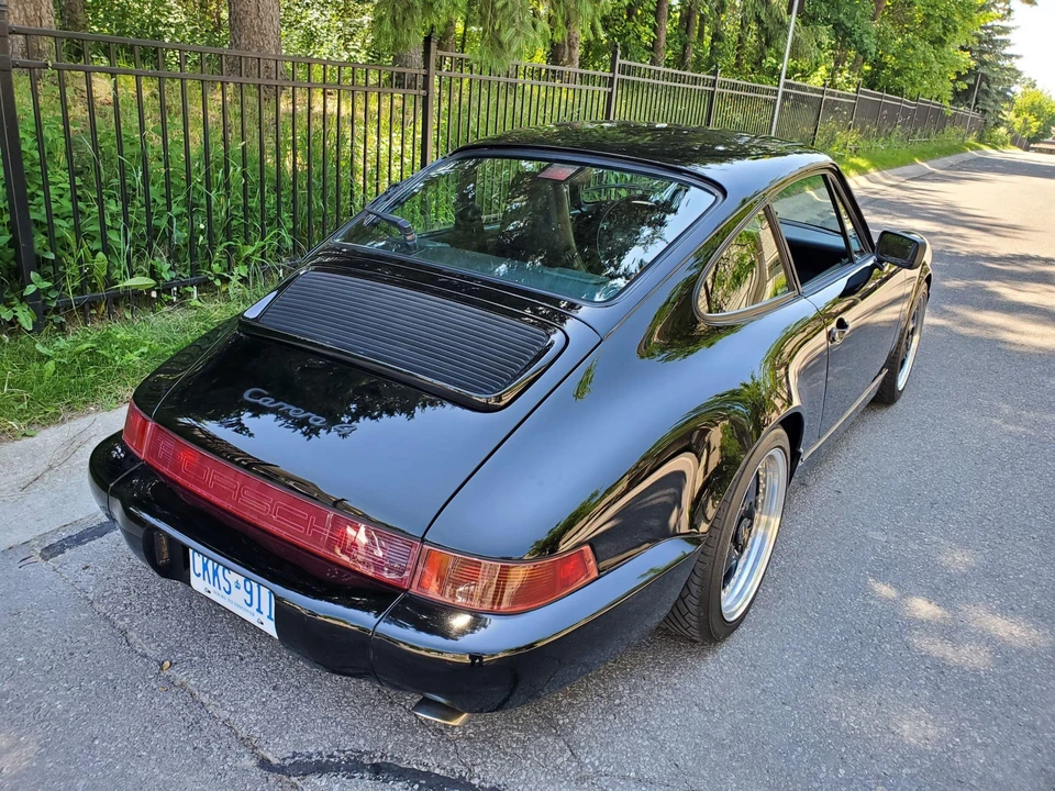 1990 Porsche 964 Carrera 4 - Image 9 of 31