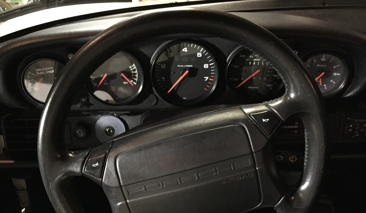 1990 Porsche 964 Carrera 4 - Image 26 of 31