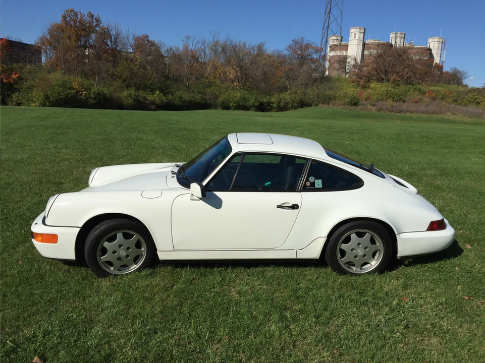 1990 Porsche 964 Carrera 4 - Image 4 of 31