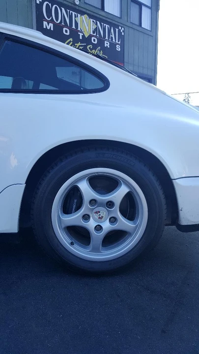 1990 Porsche 964 Carrera 4 - Image 25 of 31
