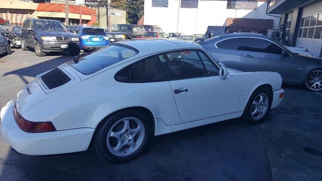1990 Porsche 964 Carrera 4 - Image 15 of 31