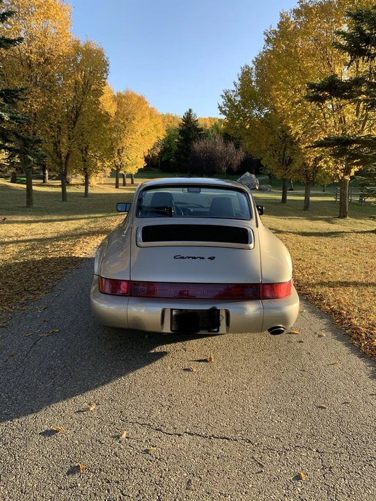 1990 Porsche 964 Carrera 4 - Image 11 of 31