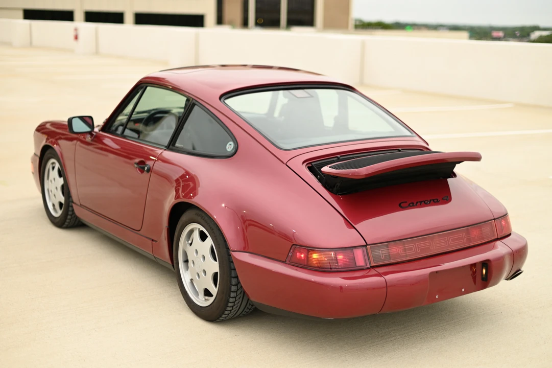1990 Porsche 964 Carrera 4 - Image 25 of 31