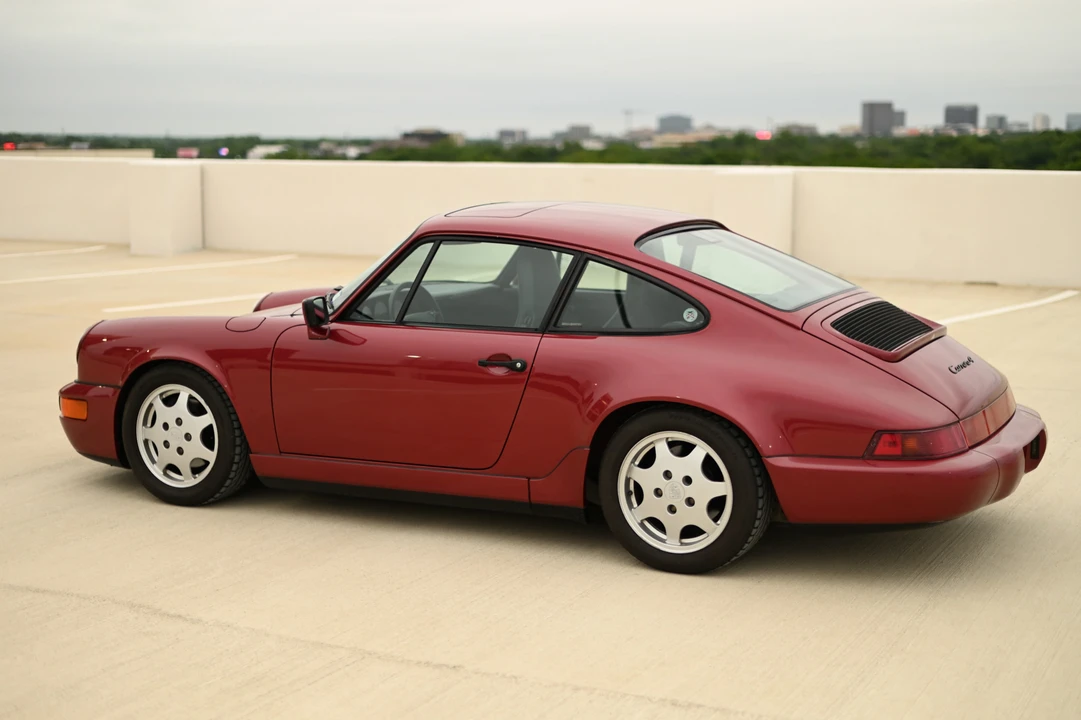 1990 Porsche 964 Carrera 4 - Image 14 of 31