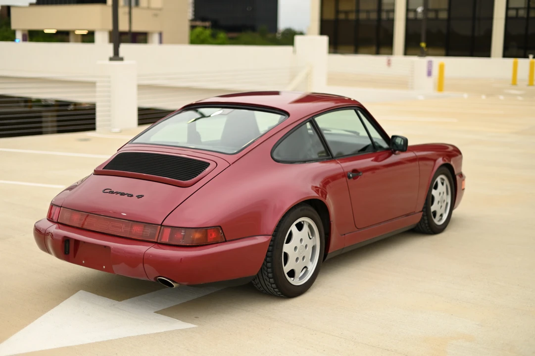 1990 Porsche 964 Carrera 4 - Image 9 of 31