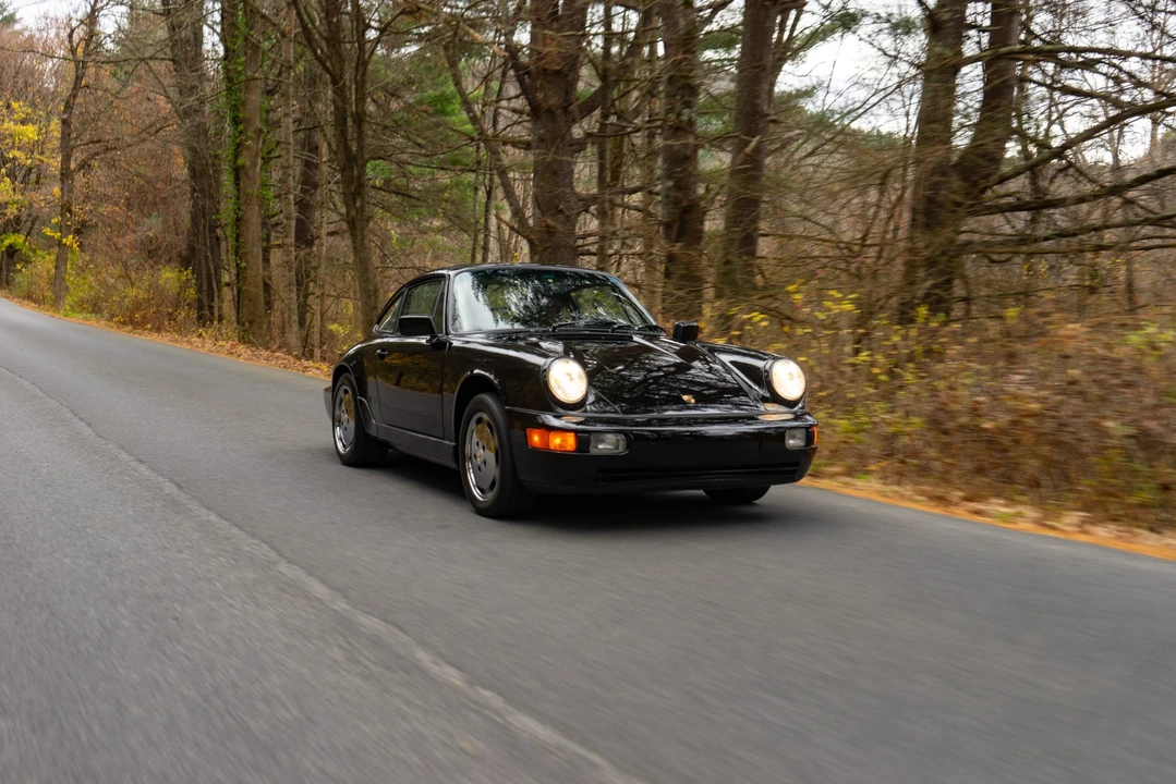 1990 Porsche 964 Carrera 4 - Image 8 of 31