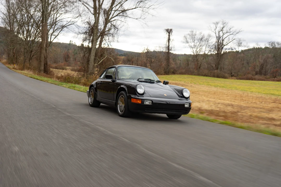 1990 Porsche 964 Carrera 4 - Image 11 of 31