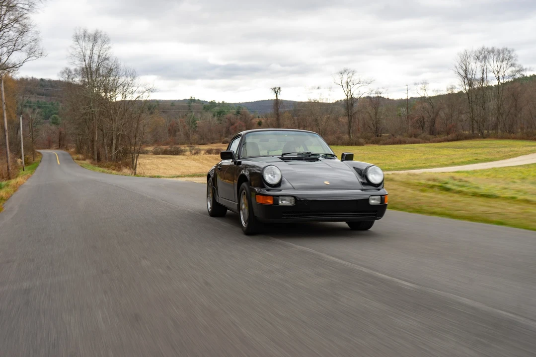 1990 Porsche 964 Carrera 4 - Image 18 of 31