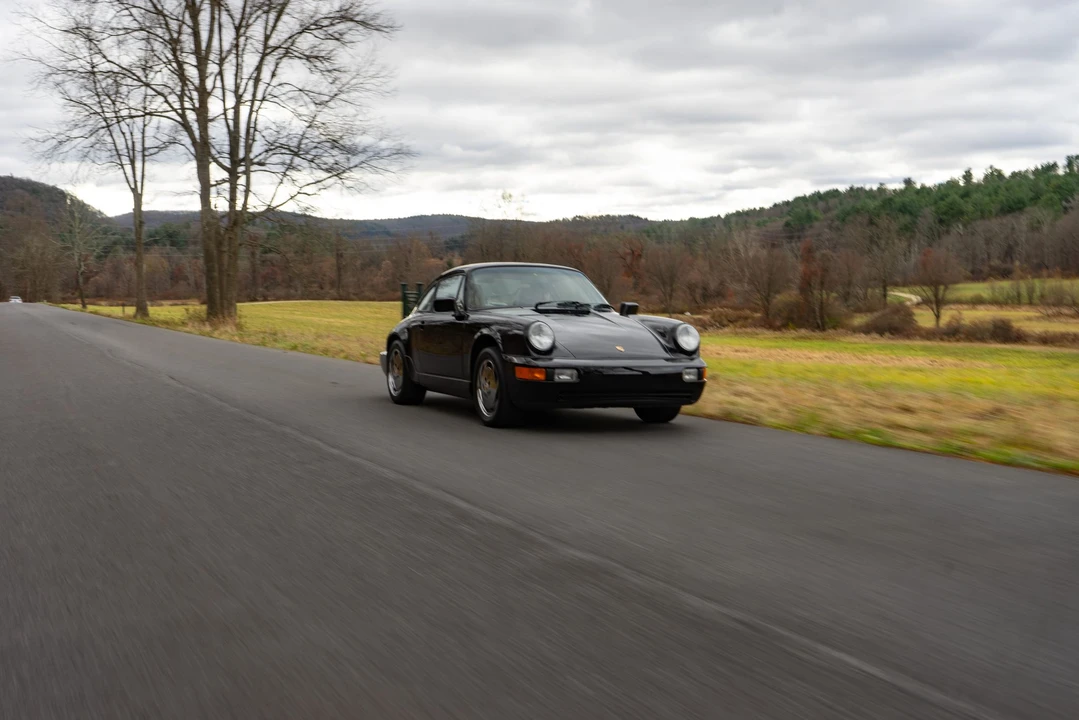 1990 Porsche 964 Carrera 4 - Image 13 of 31