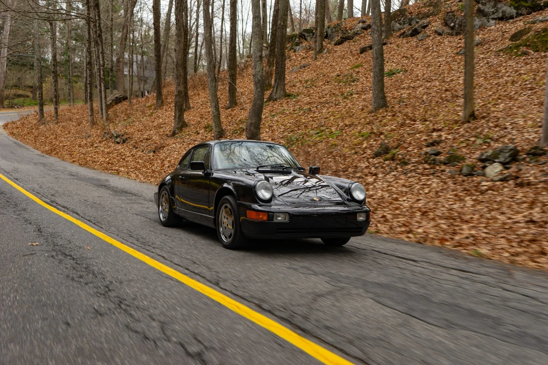 1990 Porsche 964 Carrera 4 - Image 2 of 31