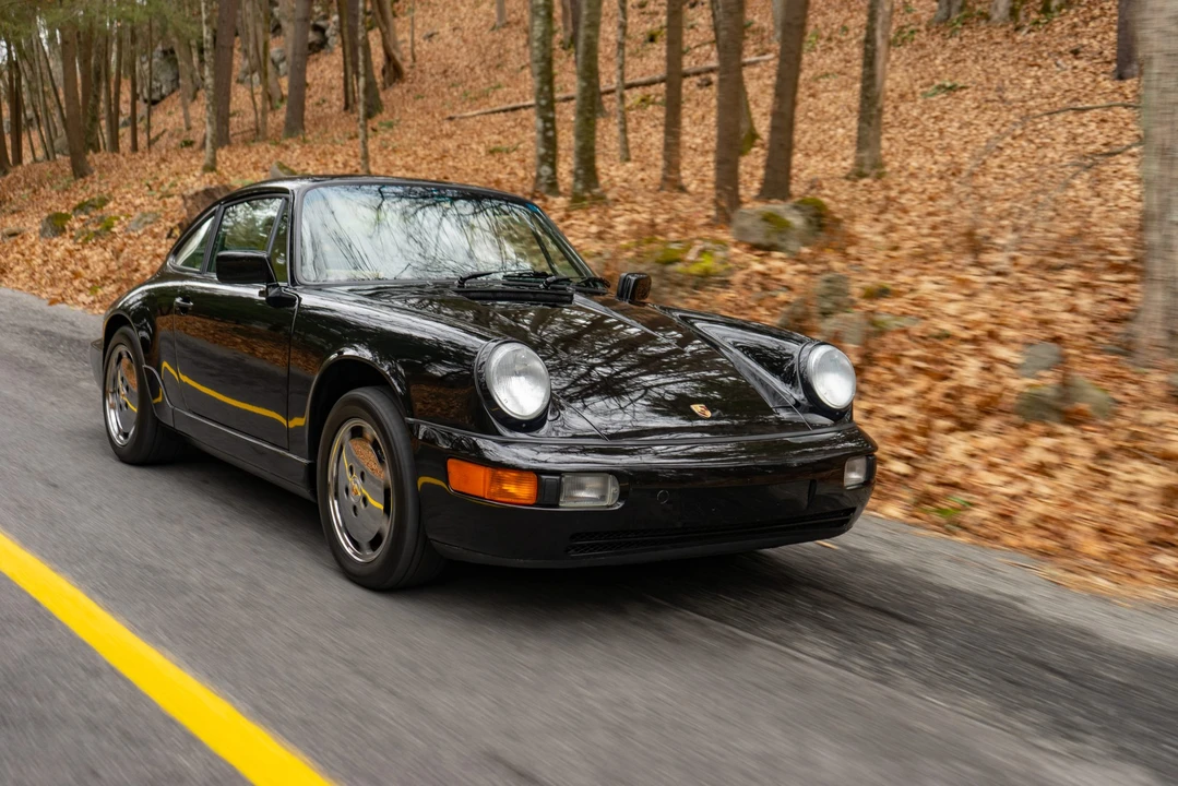 1990 Porsche 964 Carrera 4 - Image 6 of 31