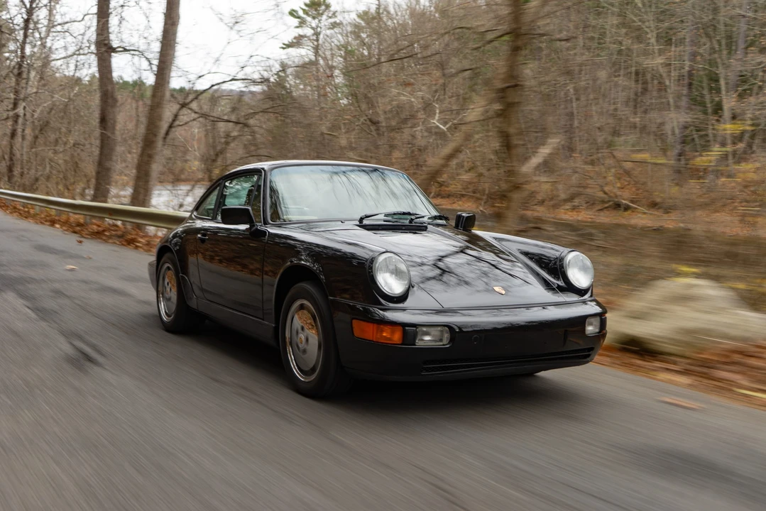 1990 Porsche 964 Carrera 4 - Image 4 of 31