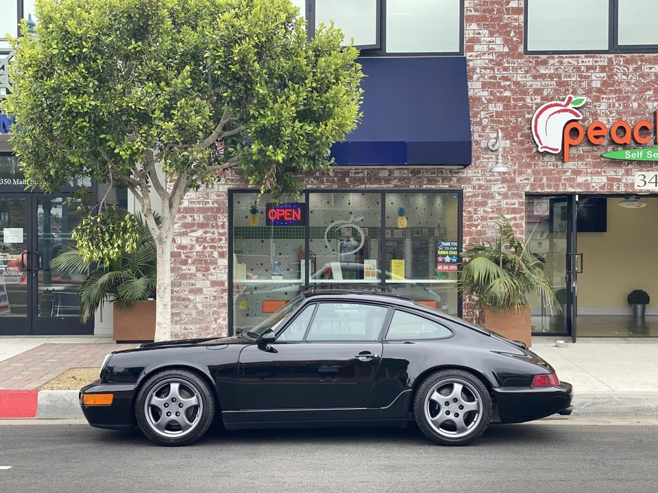 1990 Porsche 964 Carrera 4 - Image 17 of 31