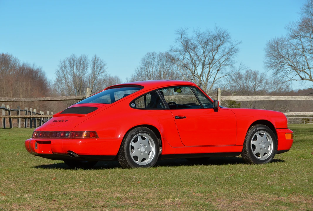 1990 Porsche 964 Carrera 4 - Image 15 of 31