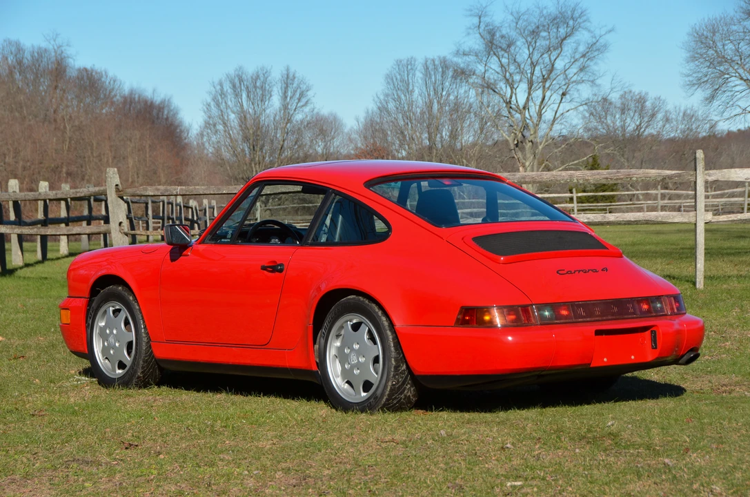 1990 Porsche 964 Carrera 4 - Image 25 of 31