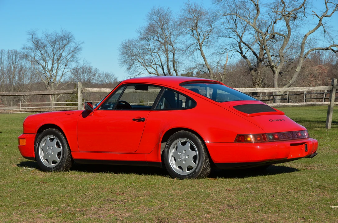 1990 Porsche 964 Carrera 4 - Image 26 of 31