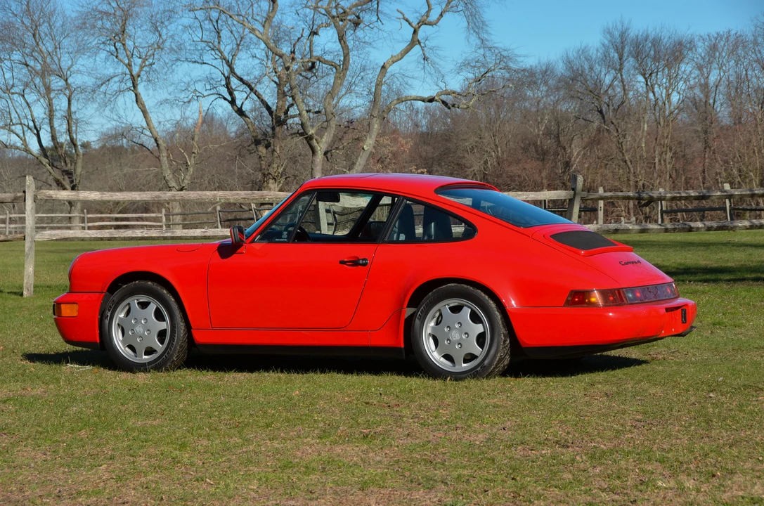 1990 Porsche 964 Carrera 4 - Image 27 of 31