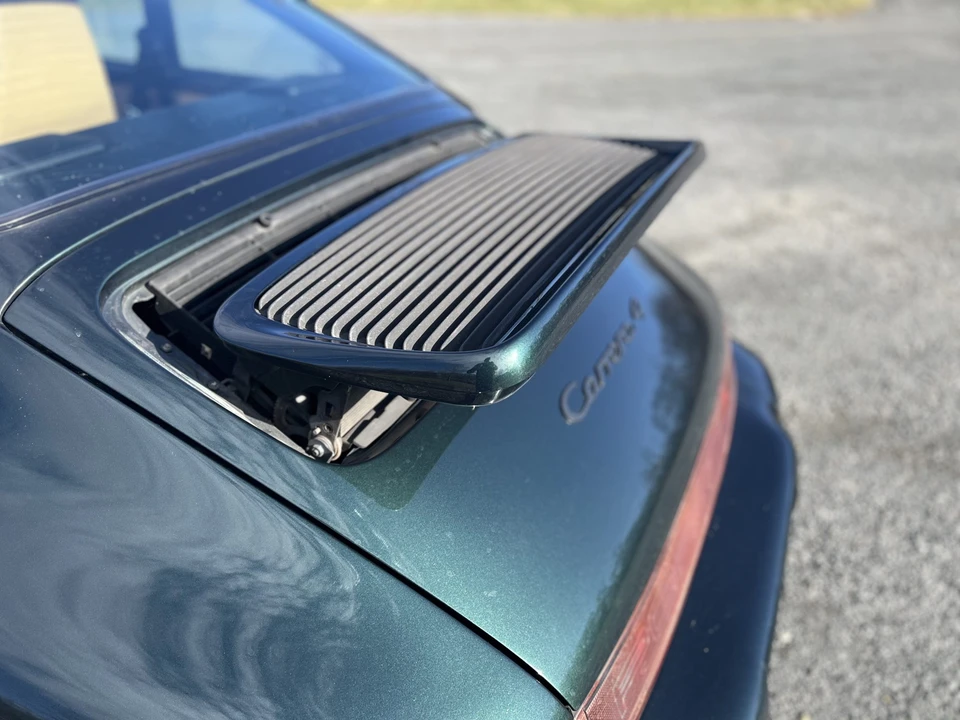 1990 Porsche 964 Carrera 4 - Image 20 of 31