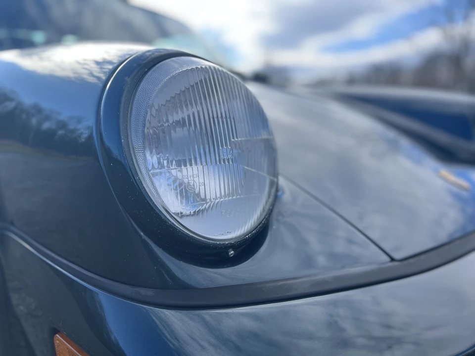 1990 Porsche 964 Carrera 4 - Image 25 of 31