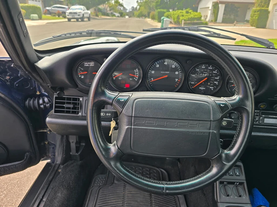 1990 Porsche 964 Carrera 4 - Image 14 of 31