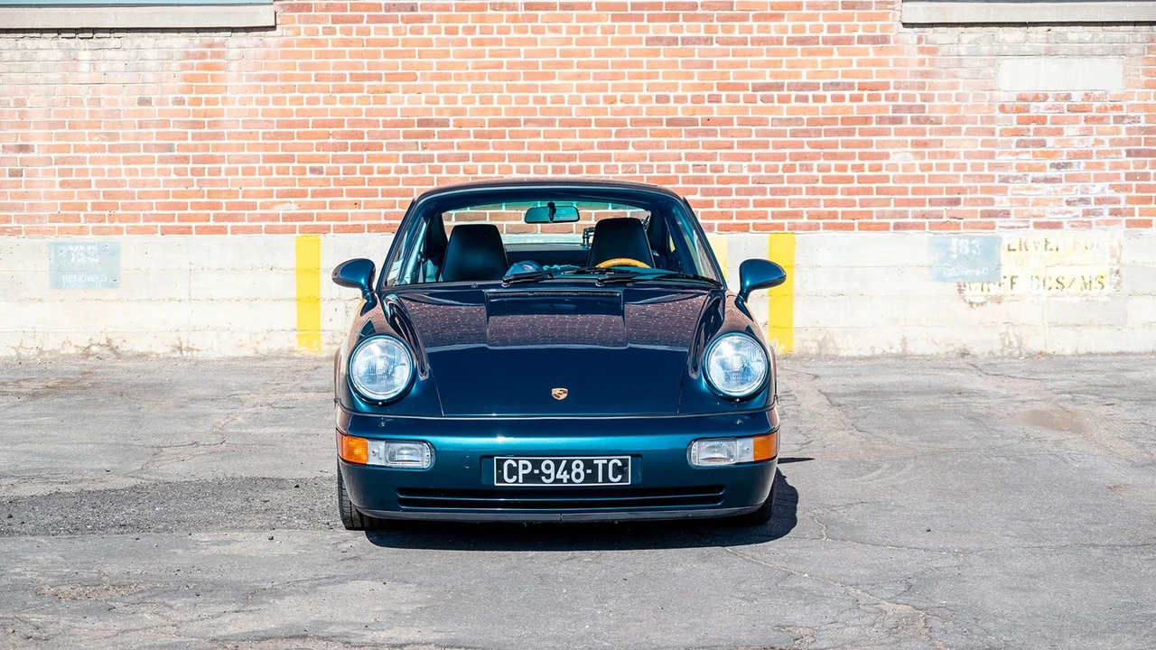 1990 Porsche 964 Carrera 4 - Image 11 of 31