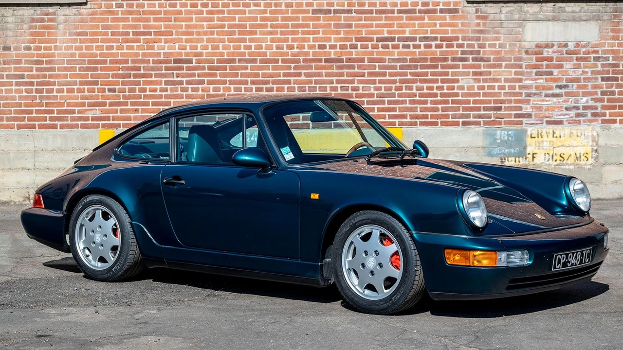 1990 Porsche 964 Carrera 4 - Image 6 of 31
