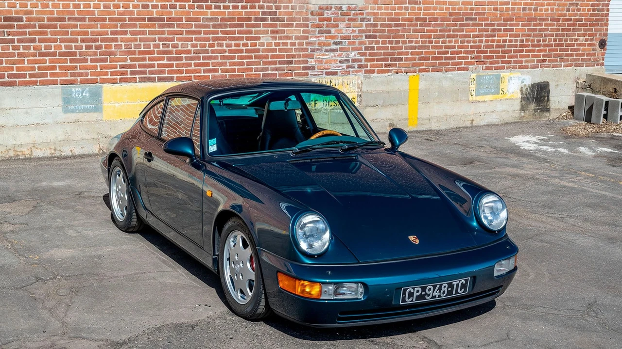 1990 Porsche 964 Carrera 4 - Image 4 of 31