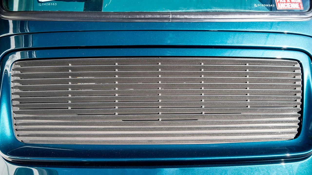 1990 Porsche 964 Carrera 4 - Image 26 of 31