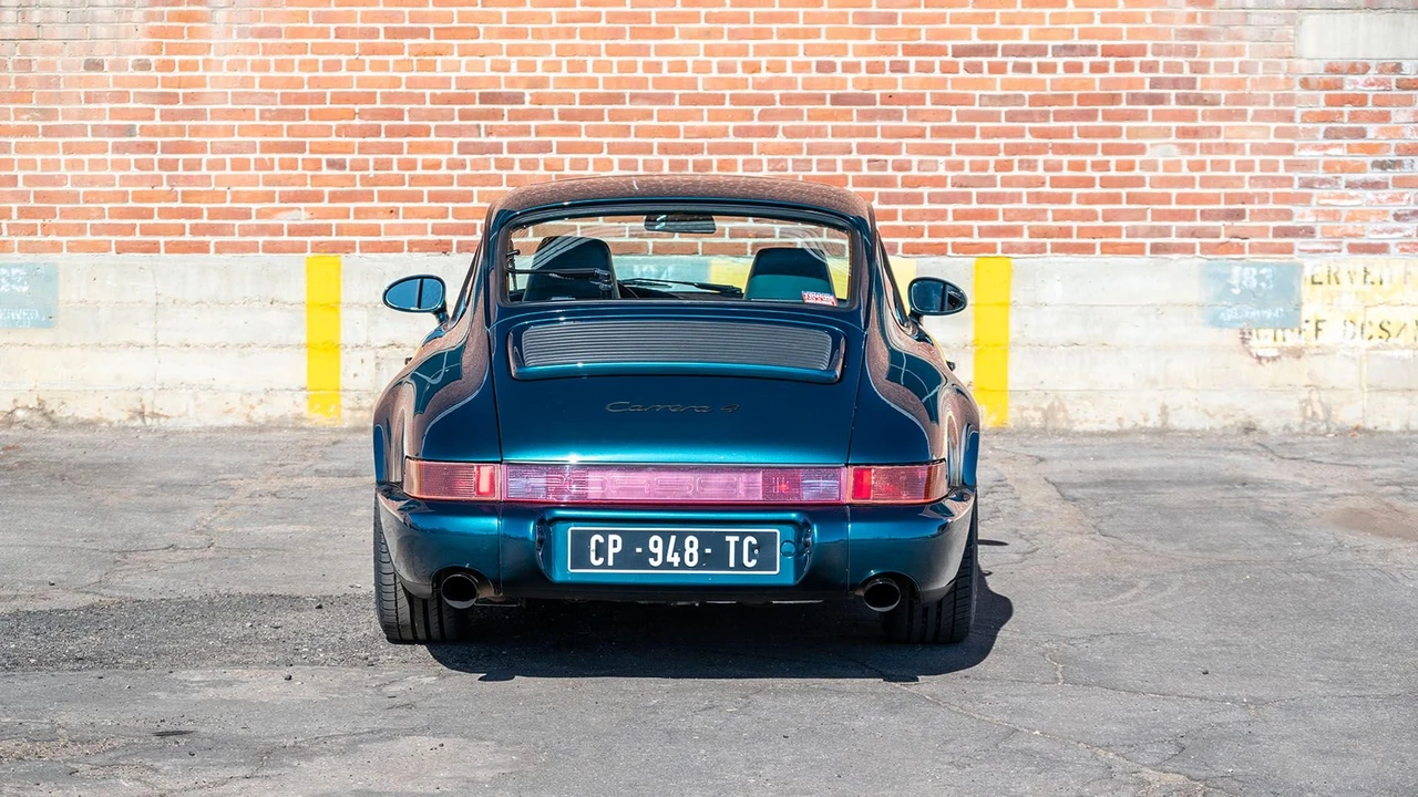 1990 Porsche 964 Carrera 4 - Image 16 of 31