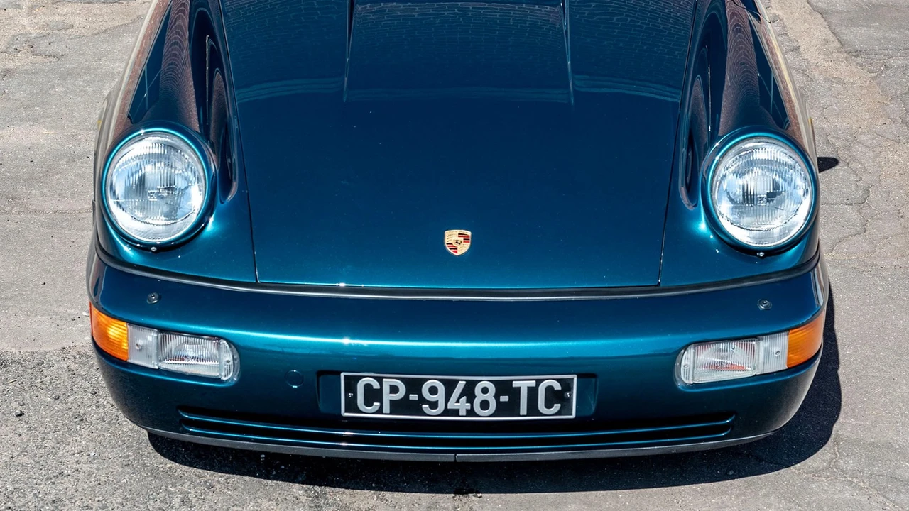 1990 Porsche 964 Carrera 4 - Image 14 of 31