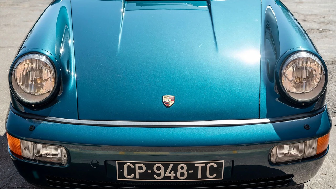 1990 Porsche 964 Carrera 4 - Image 22 of 31