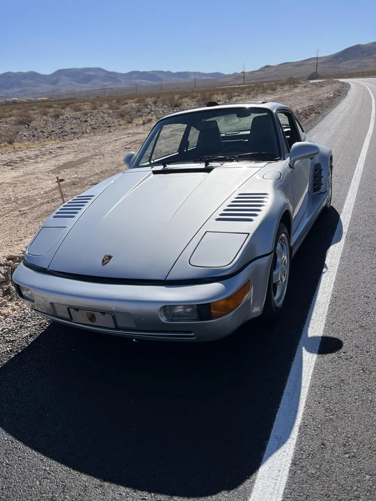1990 Porsche 964 Carrera 4 - Image 25 of 31