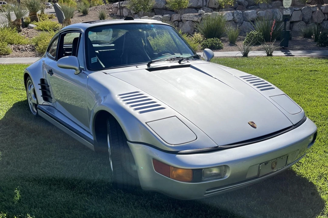 1990 Porsche 964 Carrera 4 - Image 8 of 31