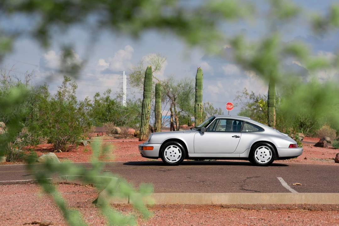 1990 Porsche 964 Carrera 4 - Image 6 of 31