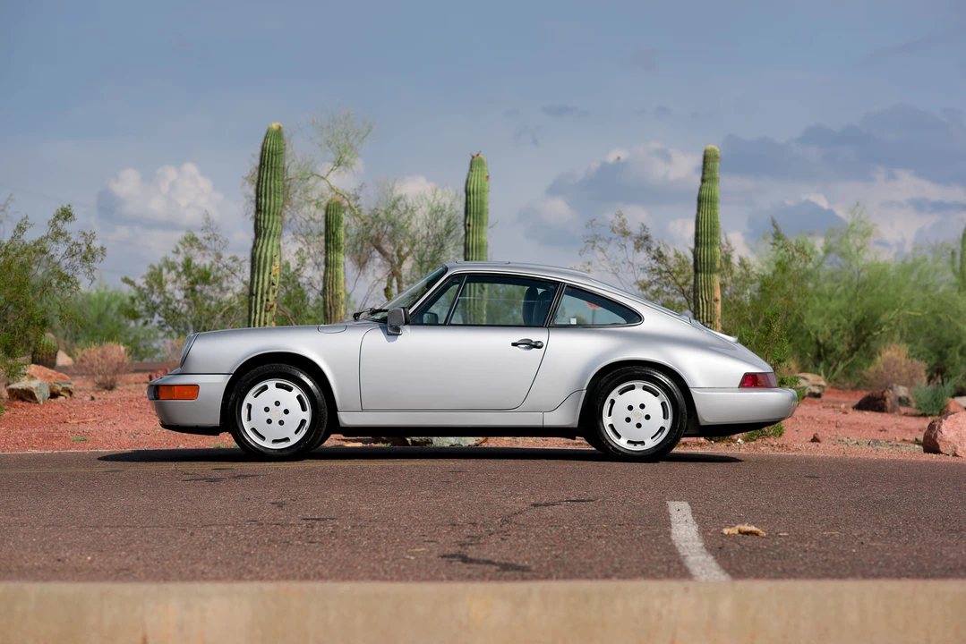 1990 Porsche 964 Carrera 4 - Image 5 of 31
