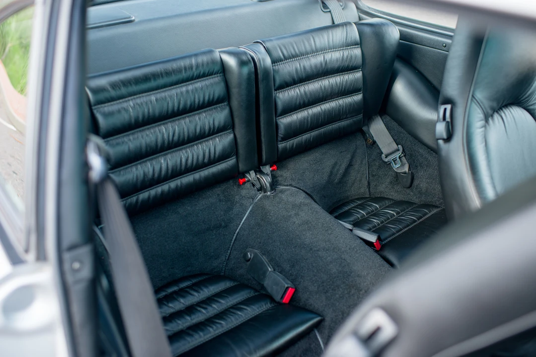 1990 Porsche 964 Carrera 4 - Image 30 of 31