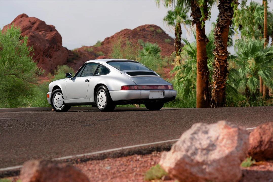 1990 Porsche 964 Carrera 4 - Image 4 of 31
