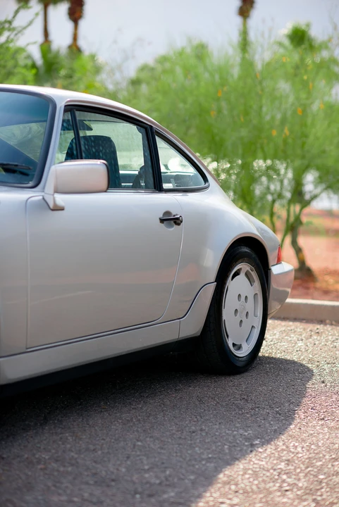 1990 Porsche 964 Carrera 4 - Image 12 of 31